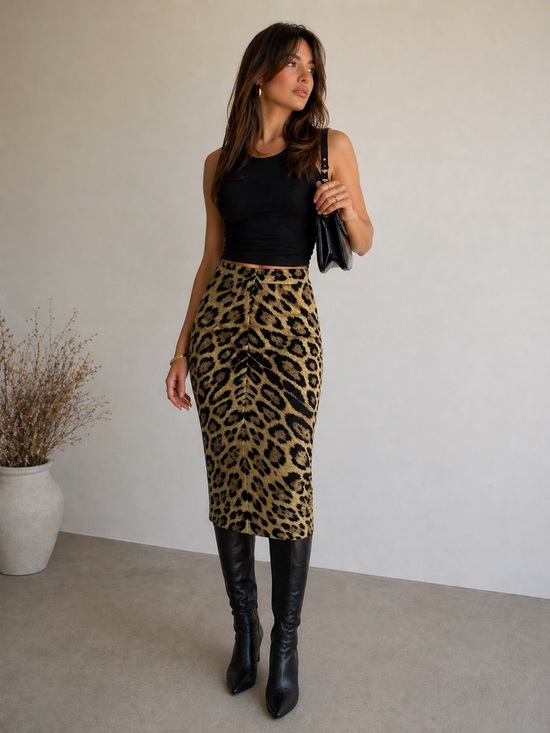 Roberto Cavalli Dresses & Skirts - Roberto Cavalli vintage Jaguar-Print Pencil Skirt